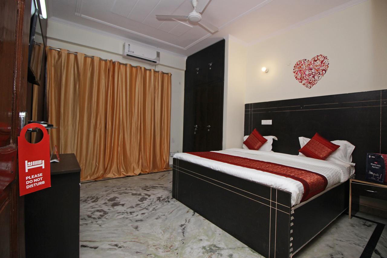 Oyo 9192 Hotel Raghav Residency Нойда Екстер'єр фото